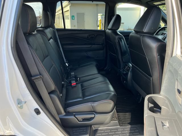 Used 2023 Honda Passport TrailSport image 12