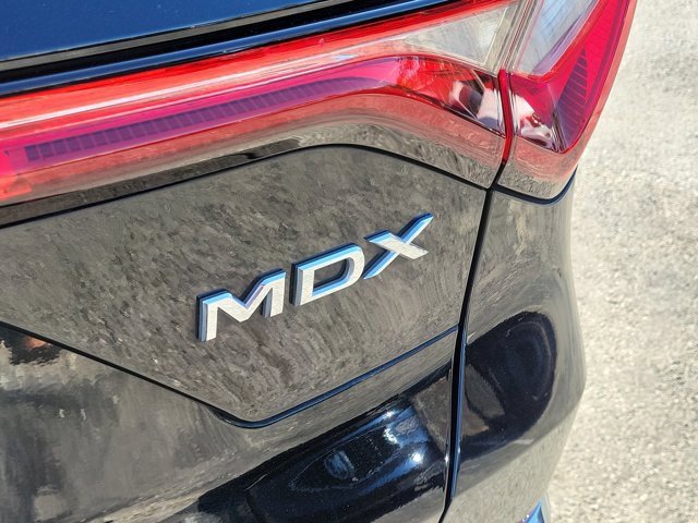 Certified 2023 Acura MDX FWD w/ Technology Package image 5