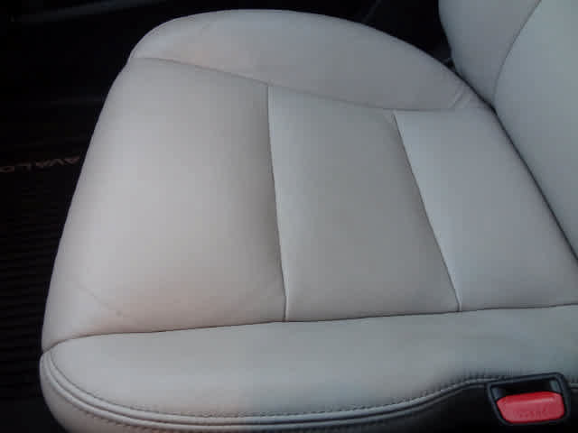 Used 2017 Toyota Avalon XLE Premium w/ All Weather Liner Package FWD image 26