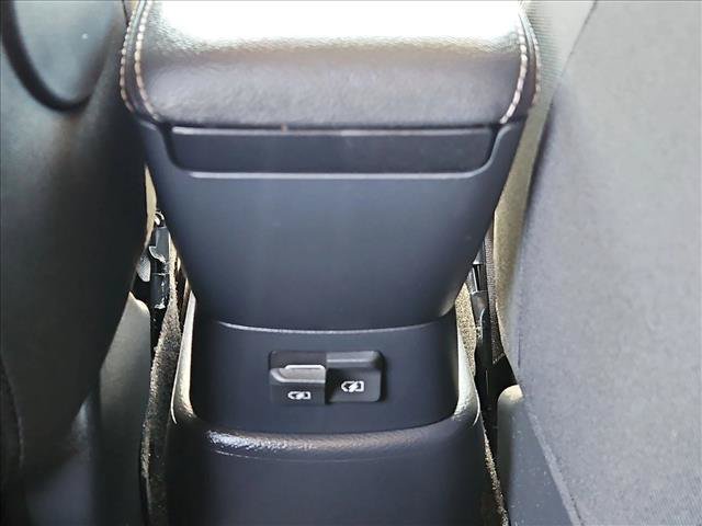 Used 2022 Nissan Kicks S FWD image 23