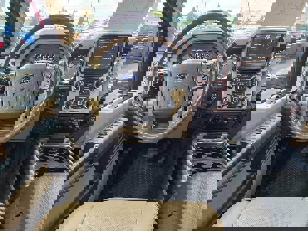 Used 2015 Ford F250 Lariat w/ Chrome Package image 10