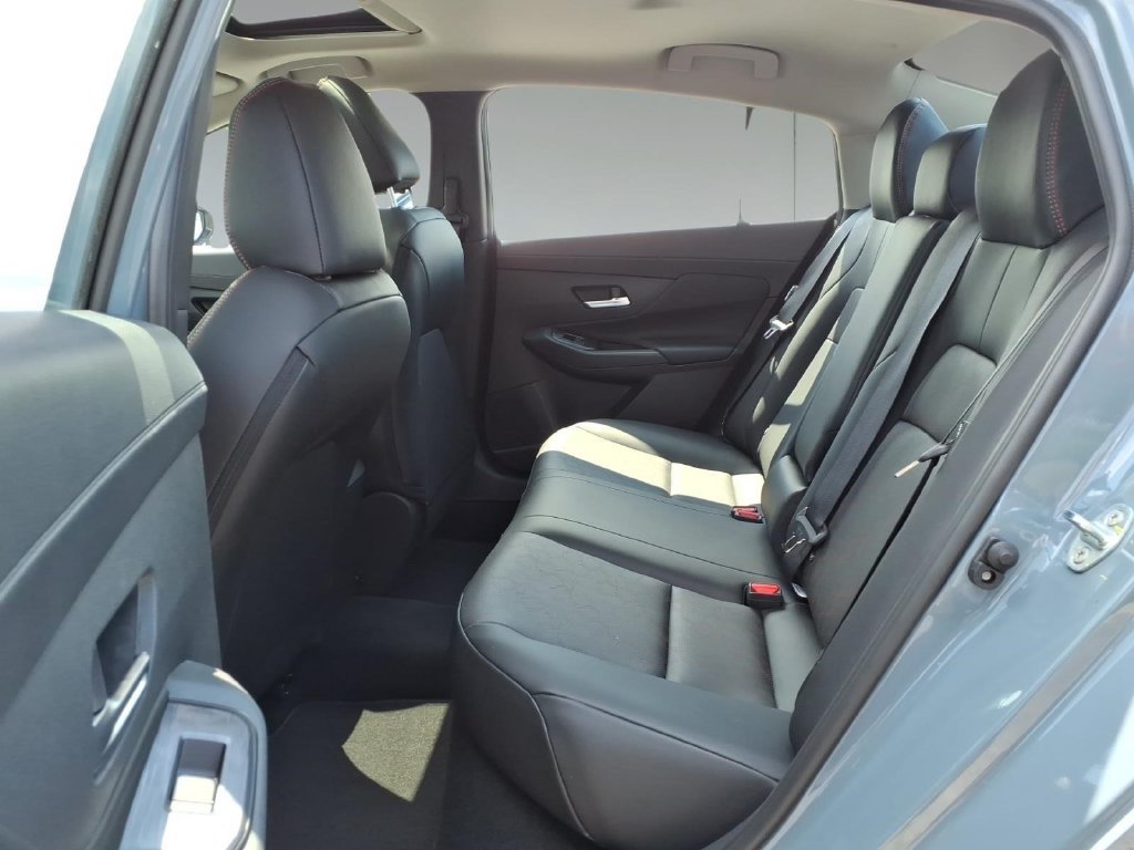 New 2026 Nissan Sentra SR w/ SR Premium Package FWD image 10