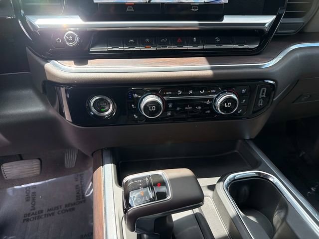 Used 2023 GMC Sierra 1500 SLT AWD/4WD image 25