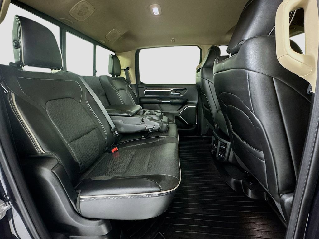 Used 2019 RAM 1500 Laramie AWD/4WD image 27