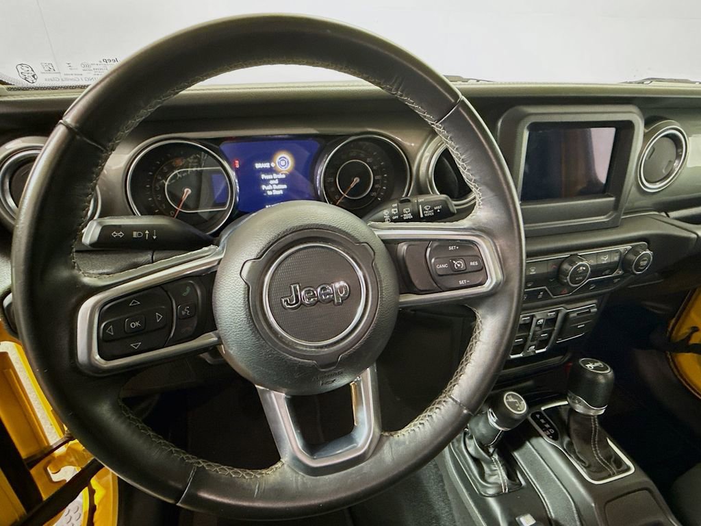 Used 2019 Jeep Wrangler Unlimited Sahara image 11