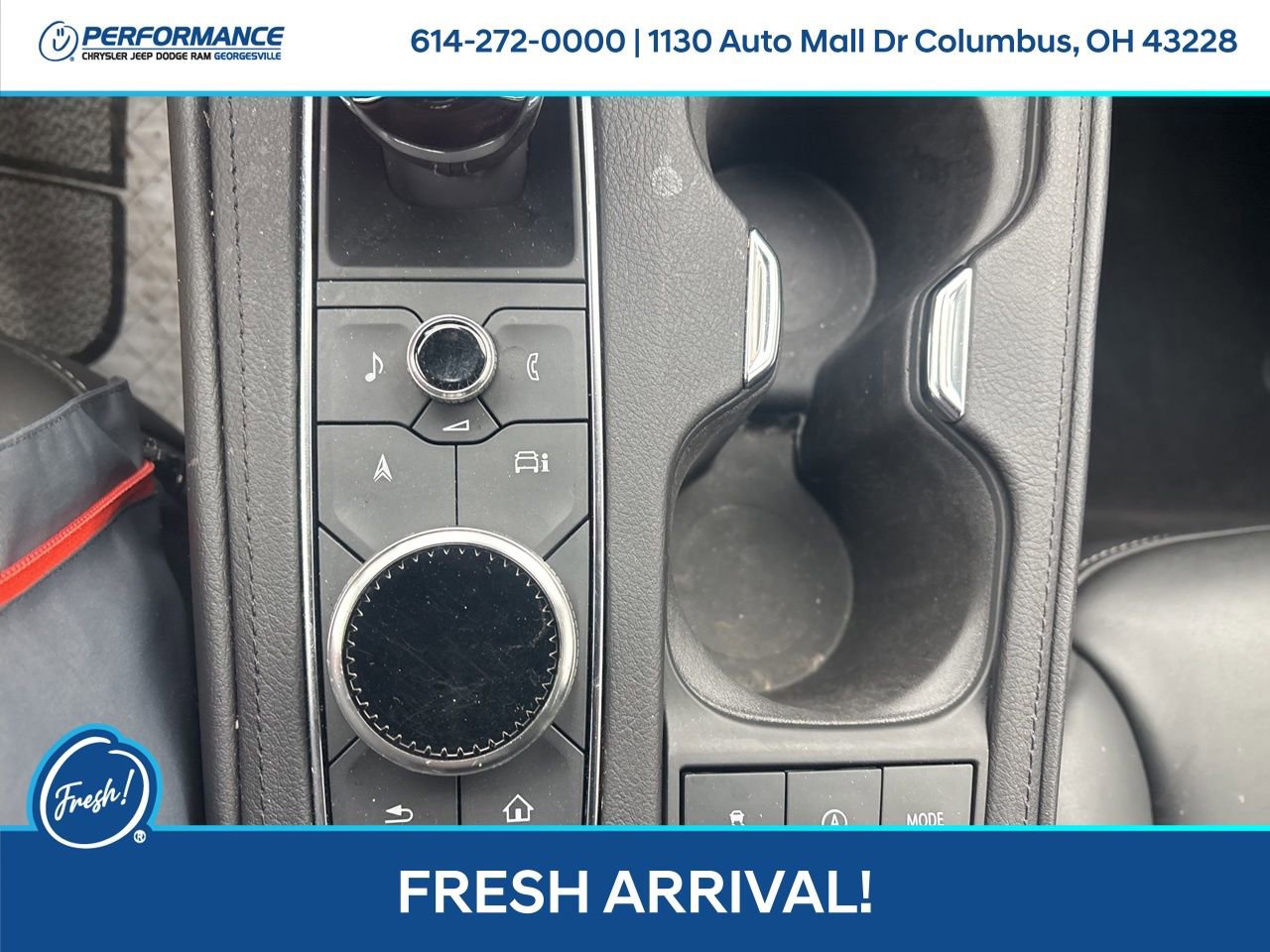 Used 2024 Cadillac XT4 Premium Luxury image 25