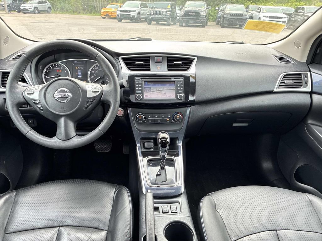 Used 2017 Nissan Sentra SR Turbo w/ SR Turbo Premium Package FWD image 17