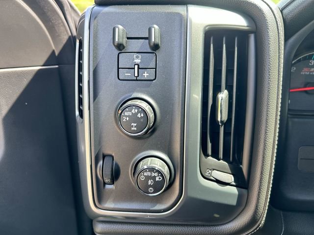 Used 2016 Chevrolet Silverado 1500 LTZ Z71 w/ LTZ Plus Package AWD/4WD image 17