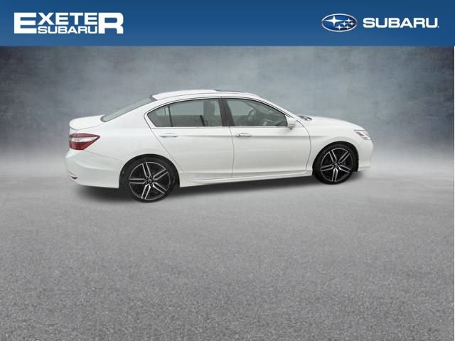 Used 2016 Honda Accord Touring image 7