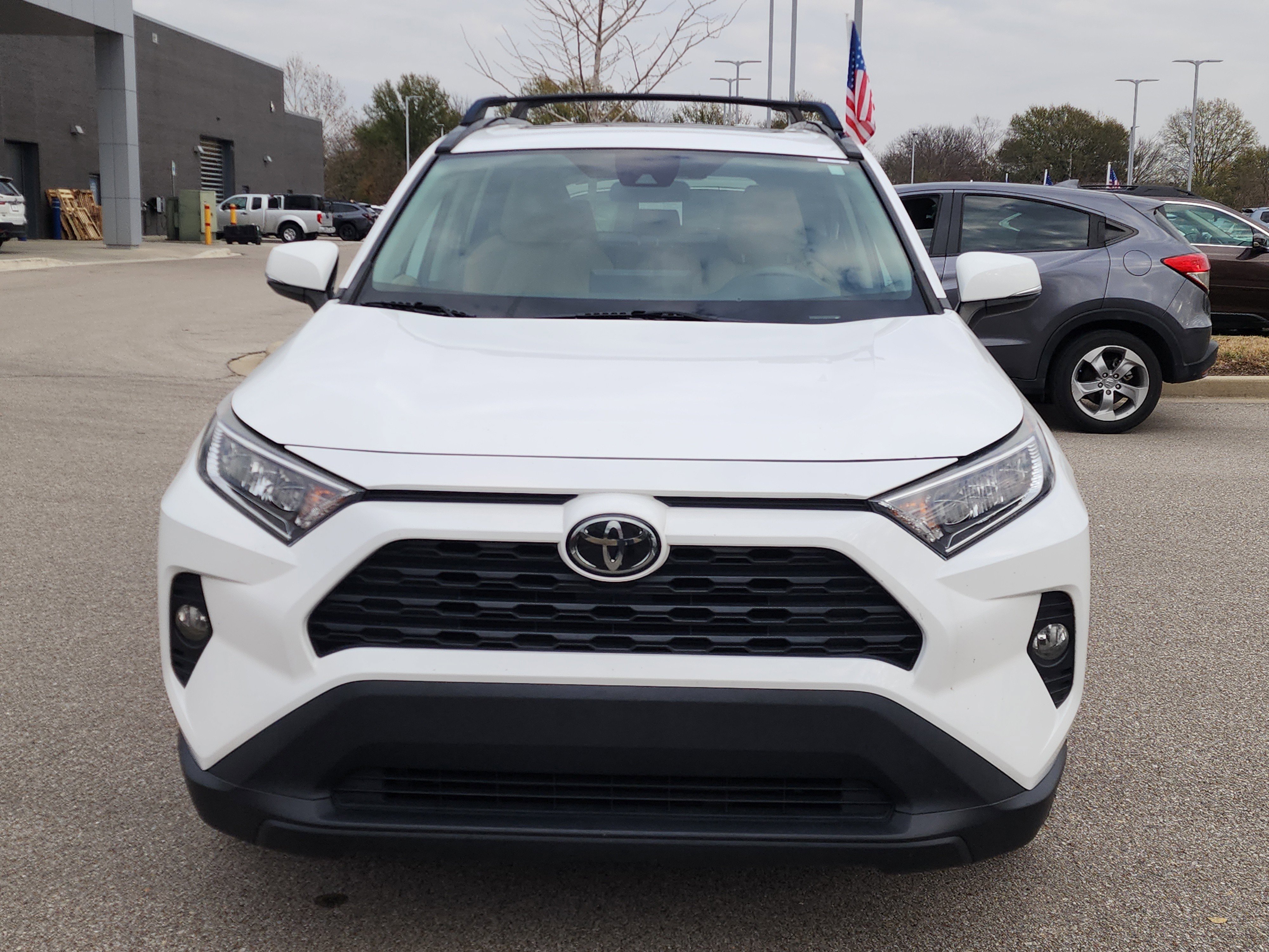 Used 2019 Toyota RAV4 XLE image 8