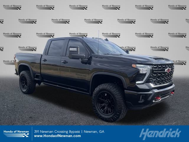 Used 2025 Chevrolet Silverado 2500 ZR2 w/ Technology Package image 1