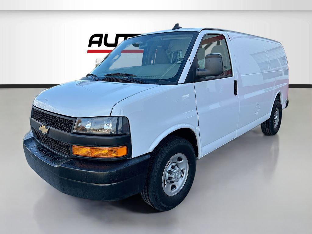 Used 2023 Chevrolet Express 2500 w/ Driver Convenience Package RWD image 3