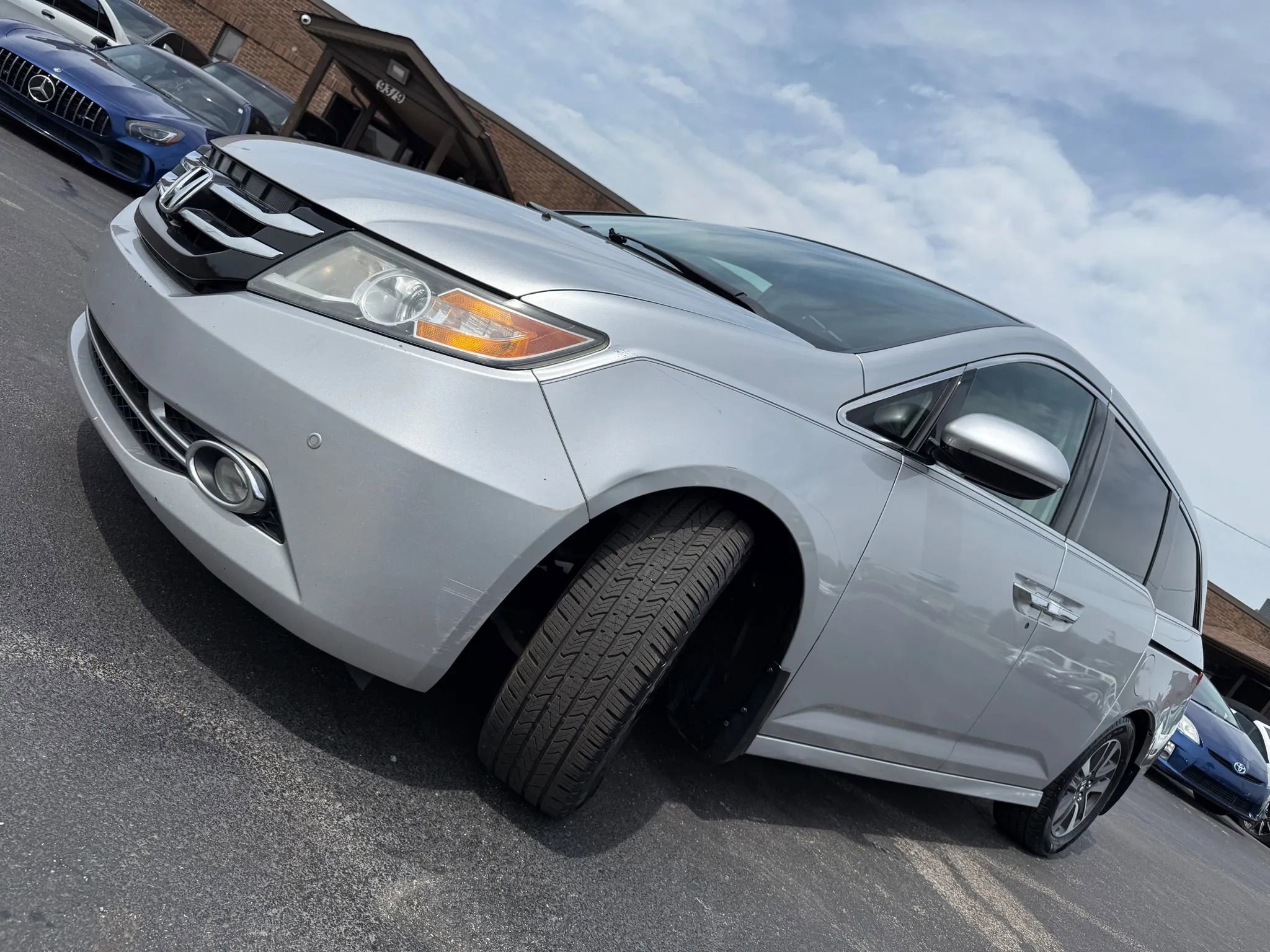 Used 2015 Honda Odyssey Touring Elite image 60