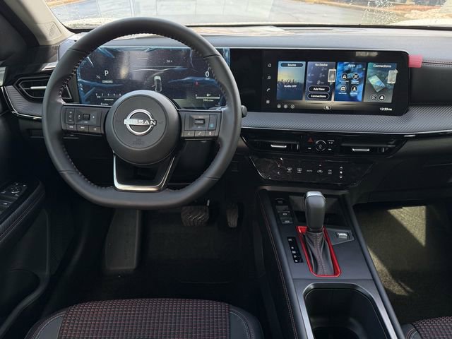 New 2026 Nissan Kicks SR w/ Illumination Package FWD image 11