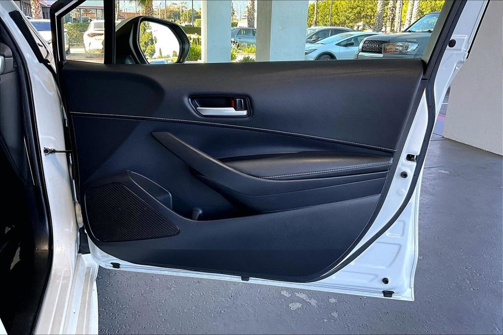 Used 2019 Toyota Corolla SE w/ Carpet Mat Package FWD image 28