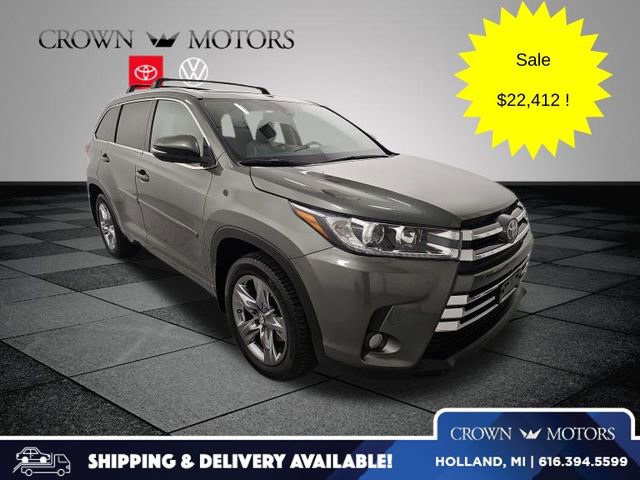 Used 2017 Toyota Highlander Limited Platinum image 1