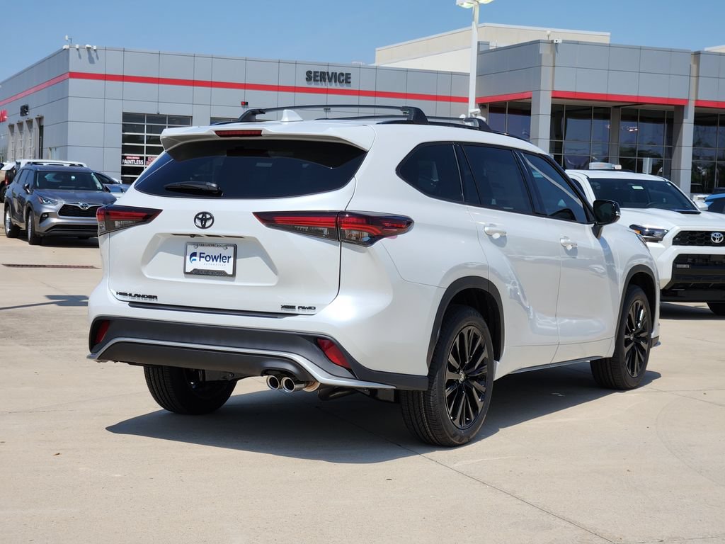 New 2026 Toyota Highlander XSE AWD/4WD image 4