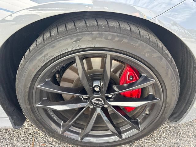 Used 2024 Nissan Z Performance w/ Floor Mat Package RWD image 4