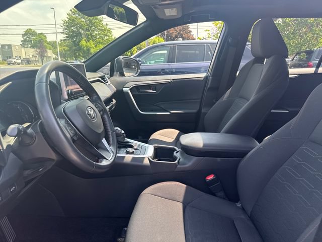 Used 2023 Toyota RAV4 SE w/ Weather & Moonroof Package AWD/4WD image 25