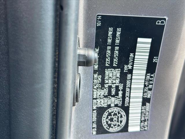 Used 2015 Toyota Sienna XLE image 28