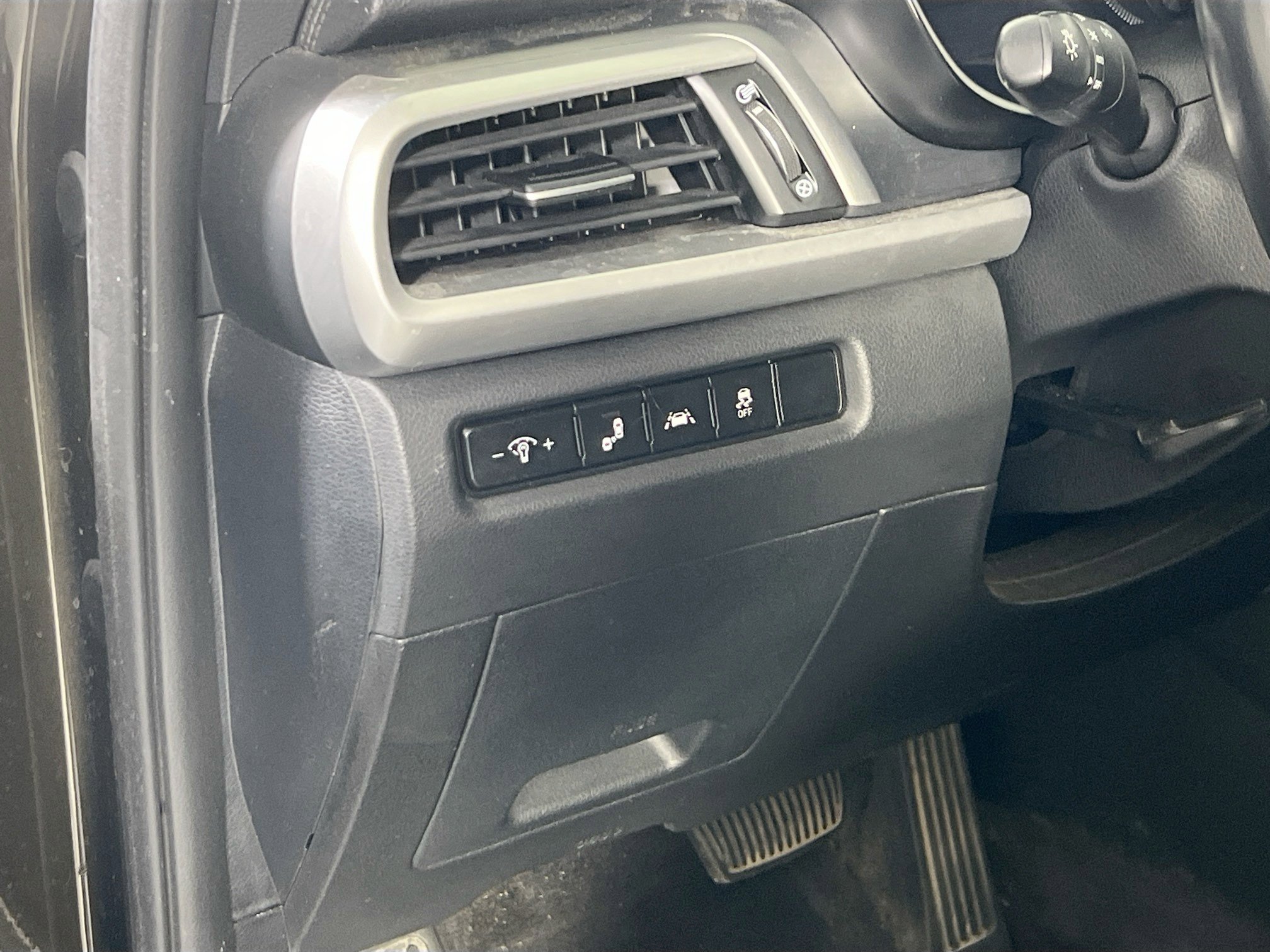 Used 2020 Kia Telluride S image 10