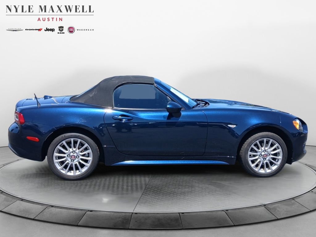 Used 2019 FIAT 124 Spider Classica w/ Technology Group RWD image 17