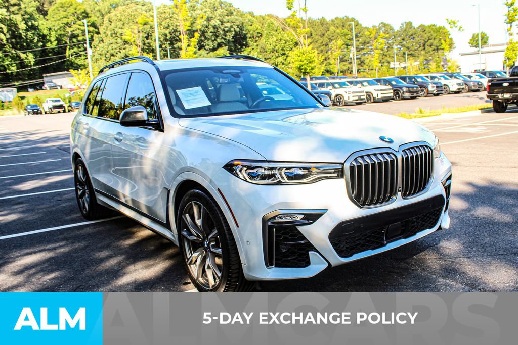 Used 2022 BMW X7 M50i w/ Dynamic Handling Package AWD/4WD image 4
