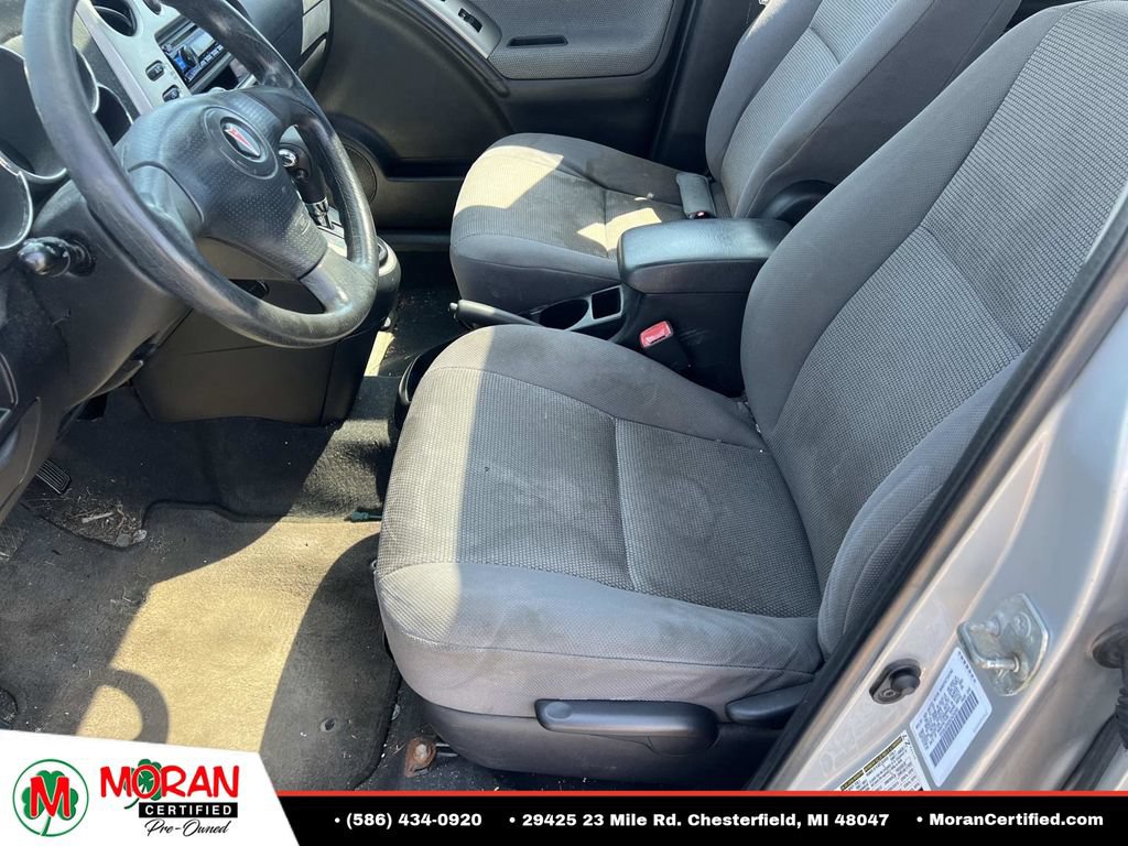 Used 2008 Pontiac Vibe w/ Sun And Sound Package FWD image 16