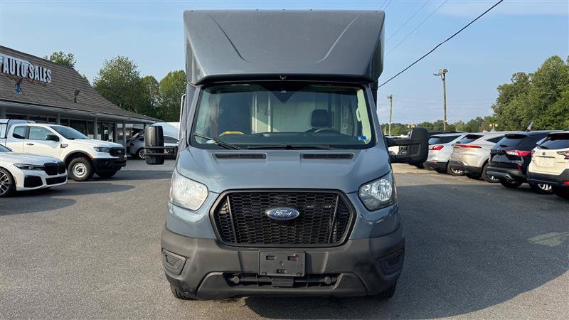Used 2021 Ford Transit 350 DRW RWD image 3