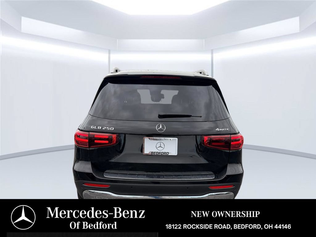 New 2026 Mercedes-Benz GLB 250 4MATIC image 5