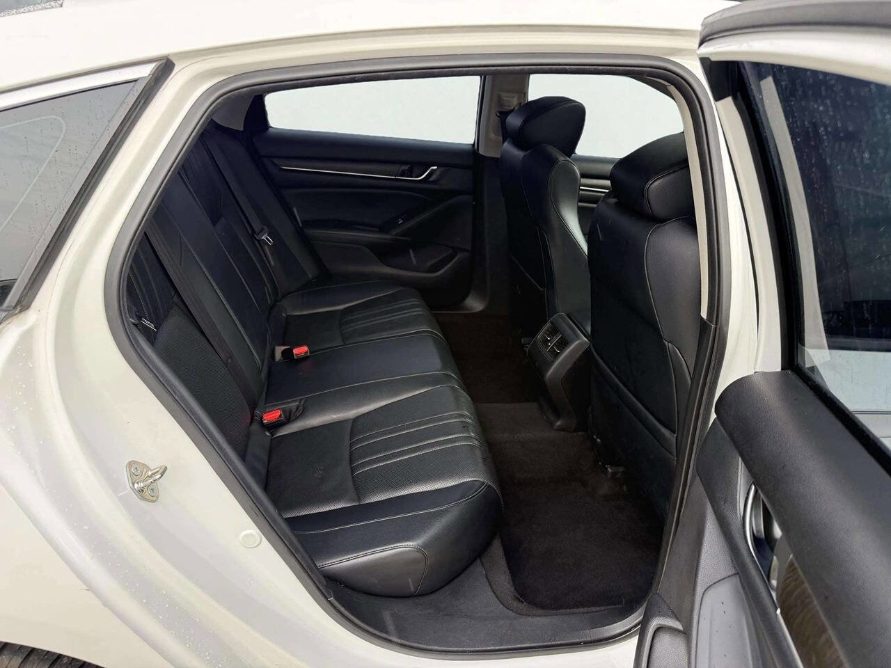 Used 2018 Honda Accord EX-L image 13