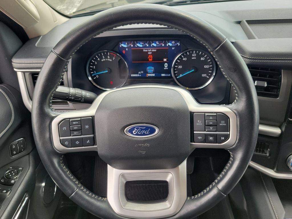 Used 2024 Ford Expedition XLT RWD image 25