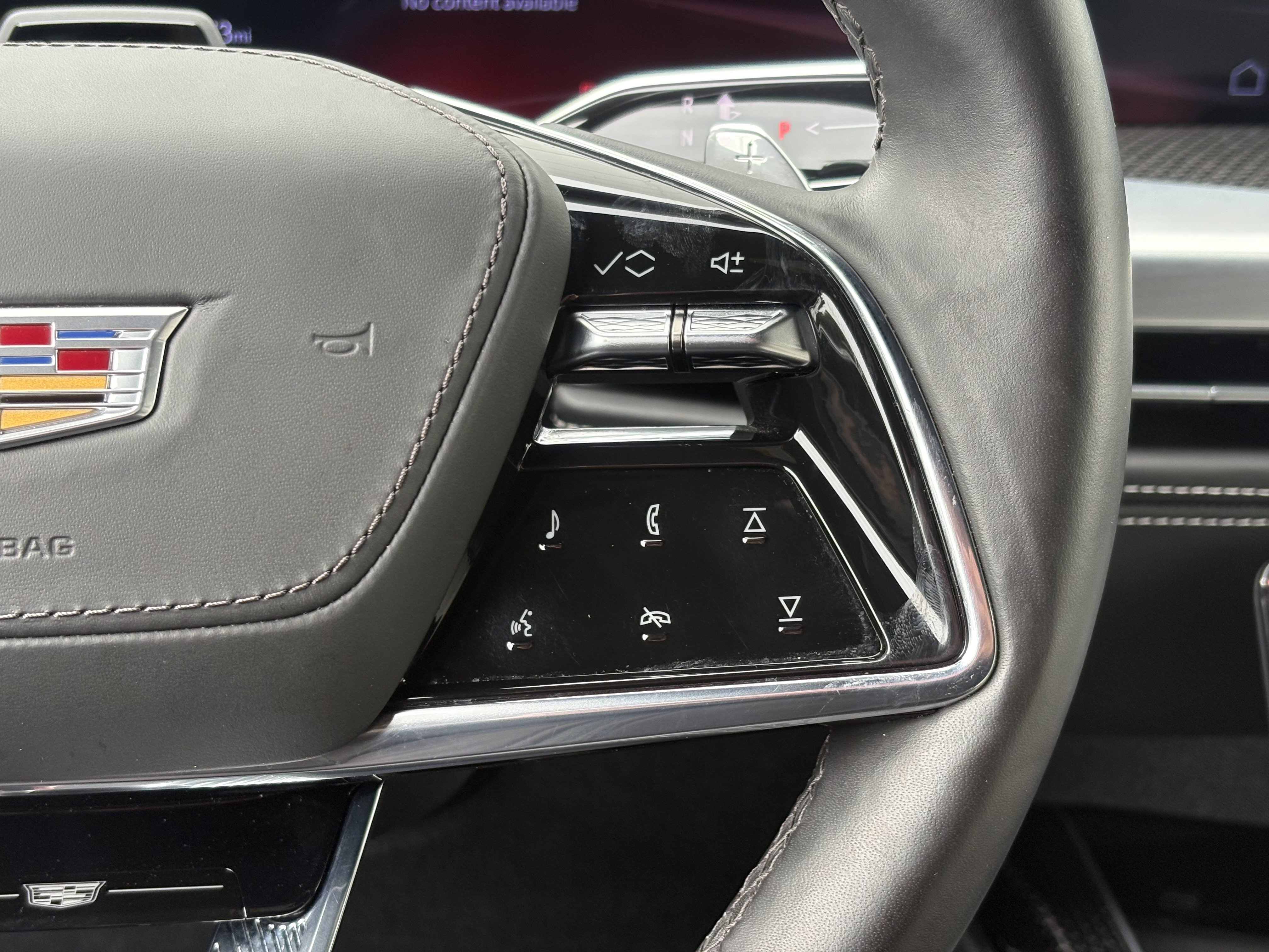 Certified 2025 Cadillac Escalade V AWD/4WD image 22