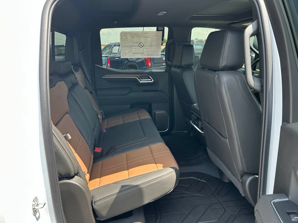New 2026 Chevrolet Silverado 1500 High Country AWD/4WD image 14
