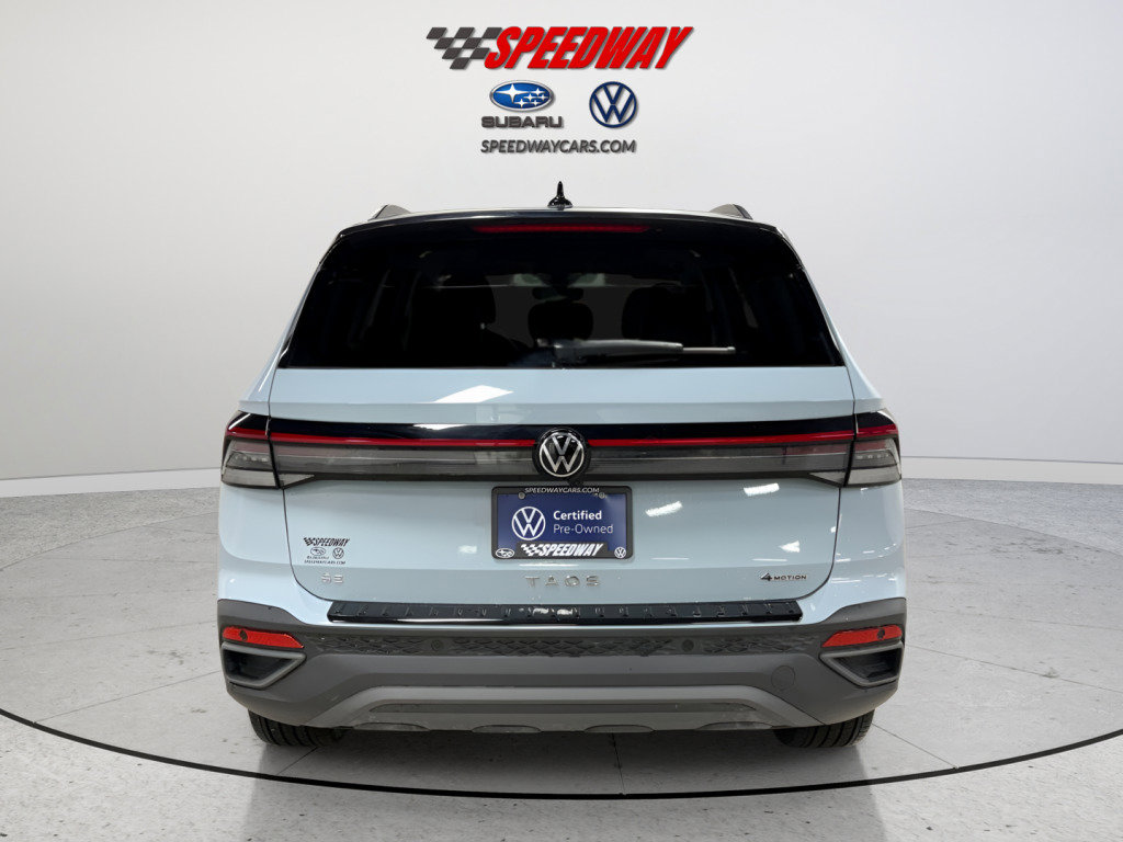 Certified 2025 Volkswagen Taos SE image 6