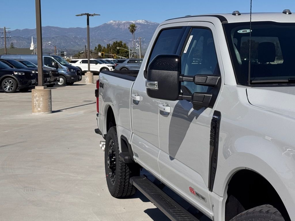 New 2026 Ford F250 Lariat w/ Black Appearance Package image 5