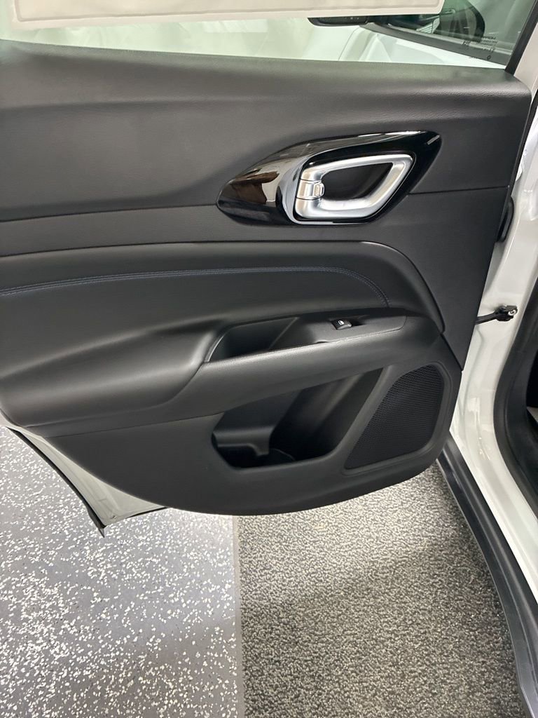 New 2026 Jeep Compass Latitude image 22