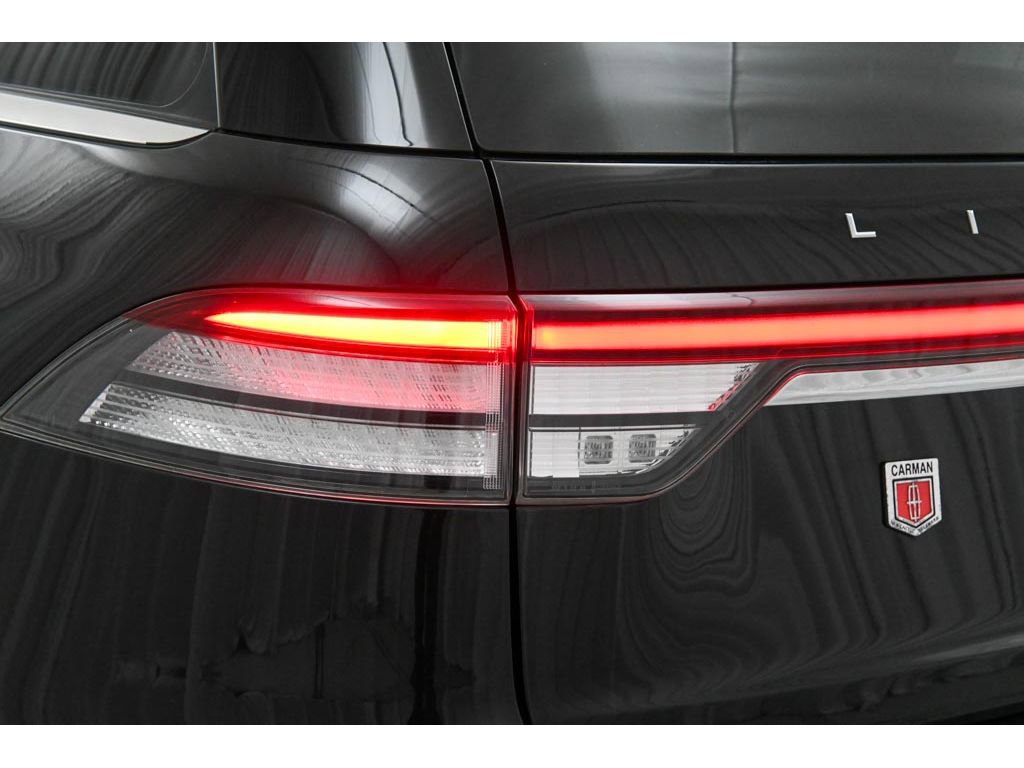Used 2023 Lincoln Aviator Grand Touring w/ Equipment Group 301A AWD/4WD image 25