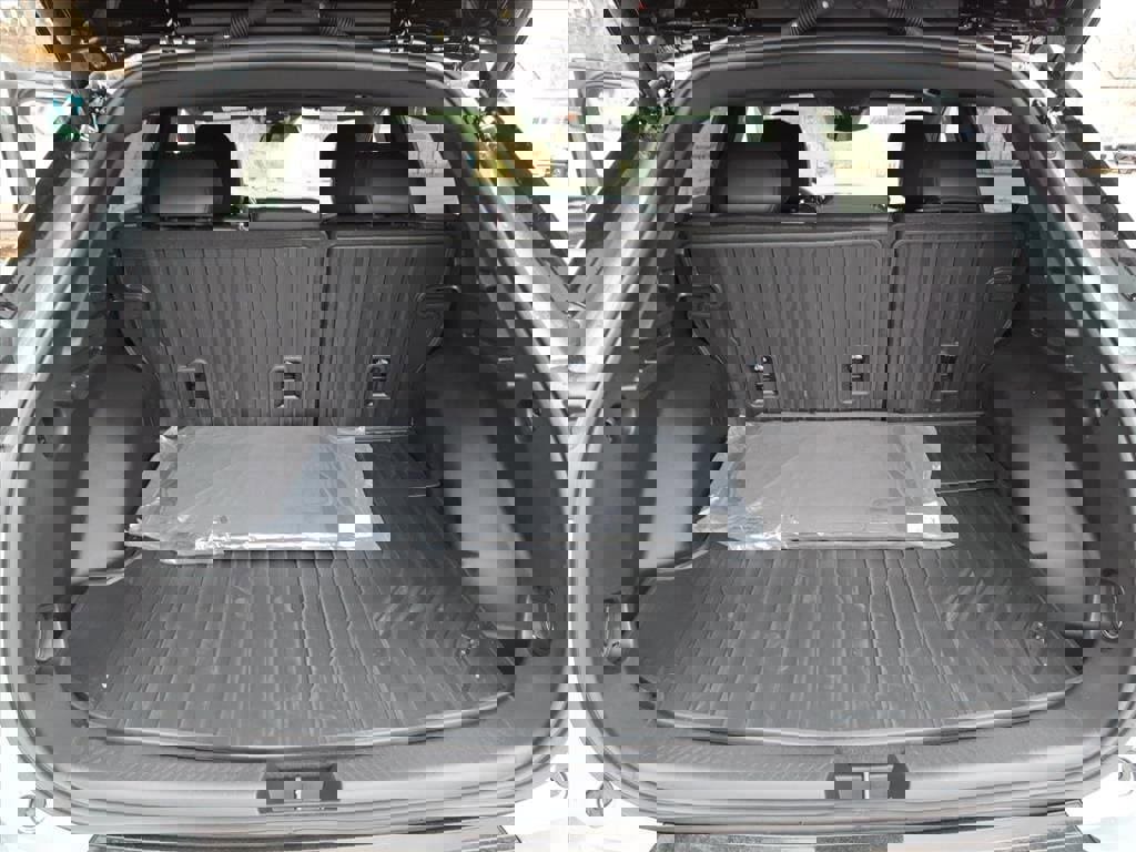 New 2026 Chevrolet Equinox EV RS image 10