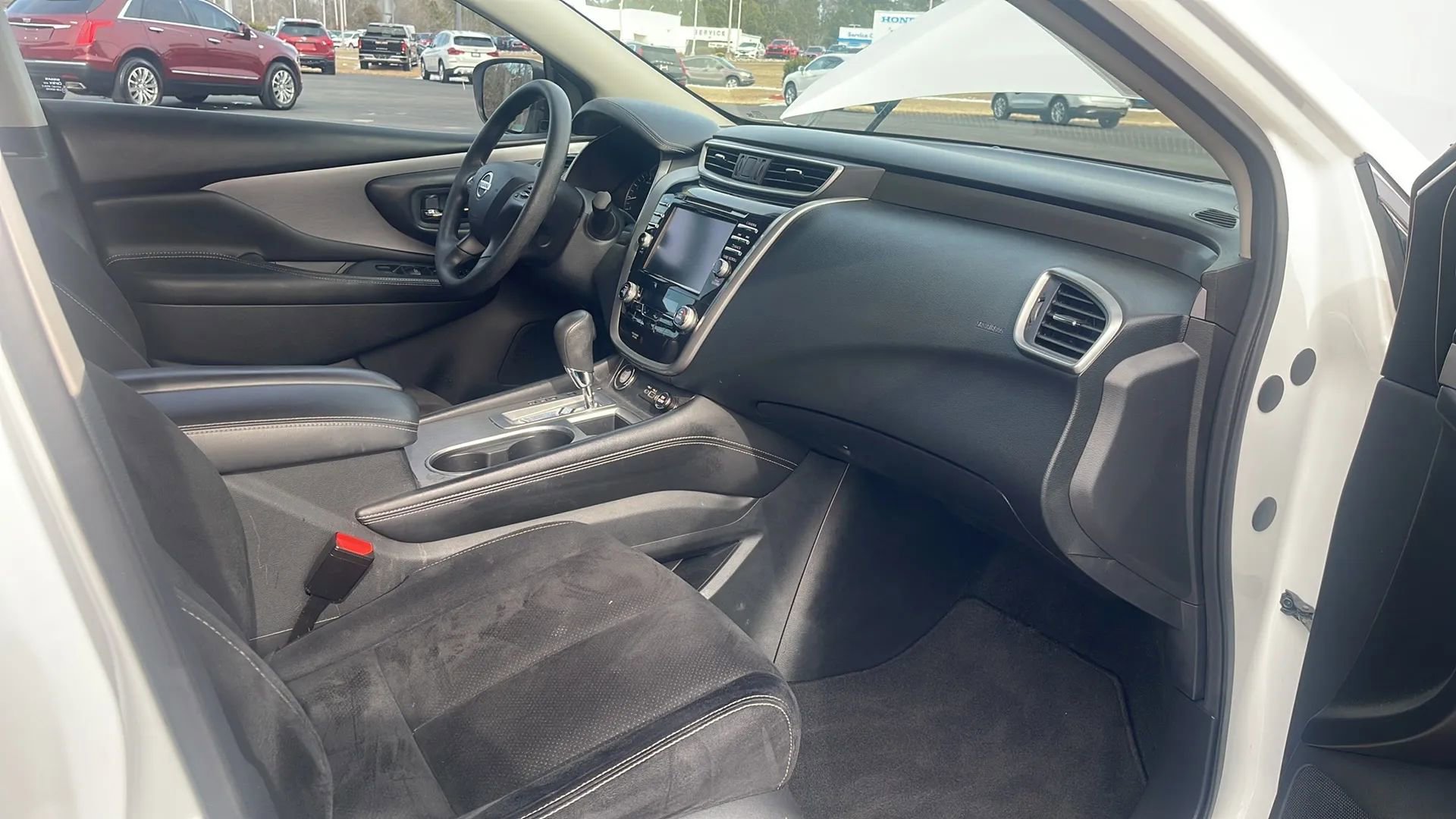 Used 2021 Nissan Murano S image 24