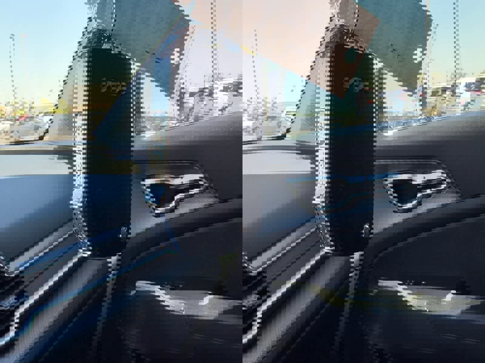 Used 2025 Kia Sportage LX image 25