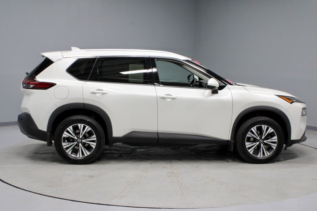 Certified 2021 Nissan Rogue SV w/ Premium Package image 8