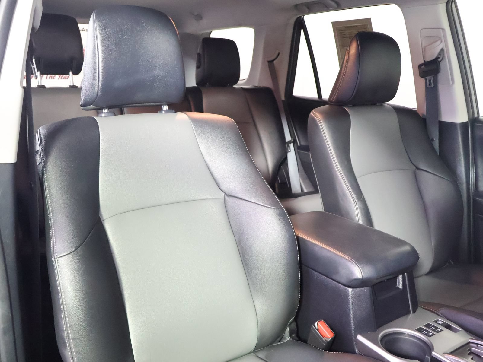 Used 2020 Toyota 4Runner SR5 Premium w/ Moonroof Package AWD/4WD image 55