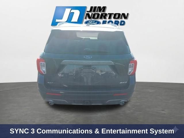 Used 2023 Ford Explorer XLT w/ Equipment Group 202A image 9