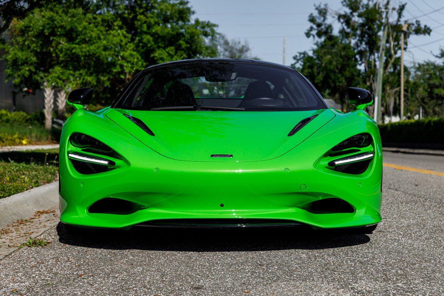 Used 2024 McLaren 750S image 11