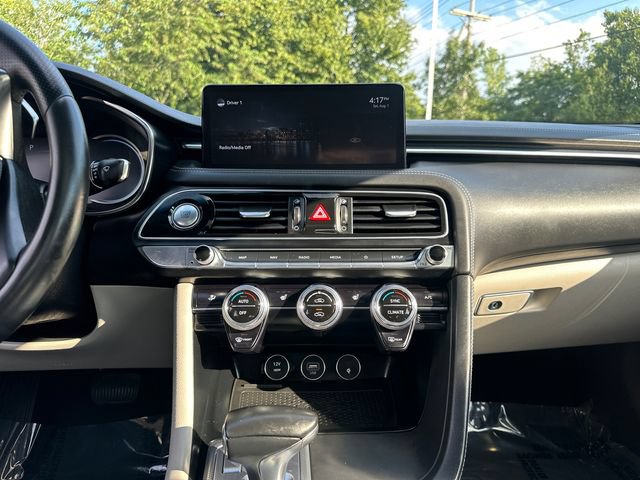 Used 2022 Genesis G70 2.0T w/ Prestige Package RWD image 23