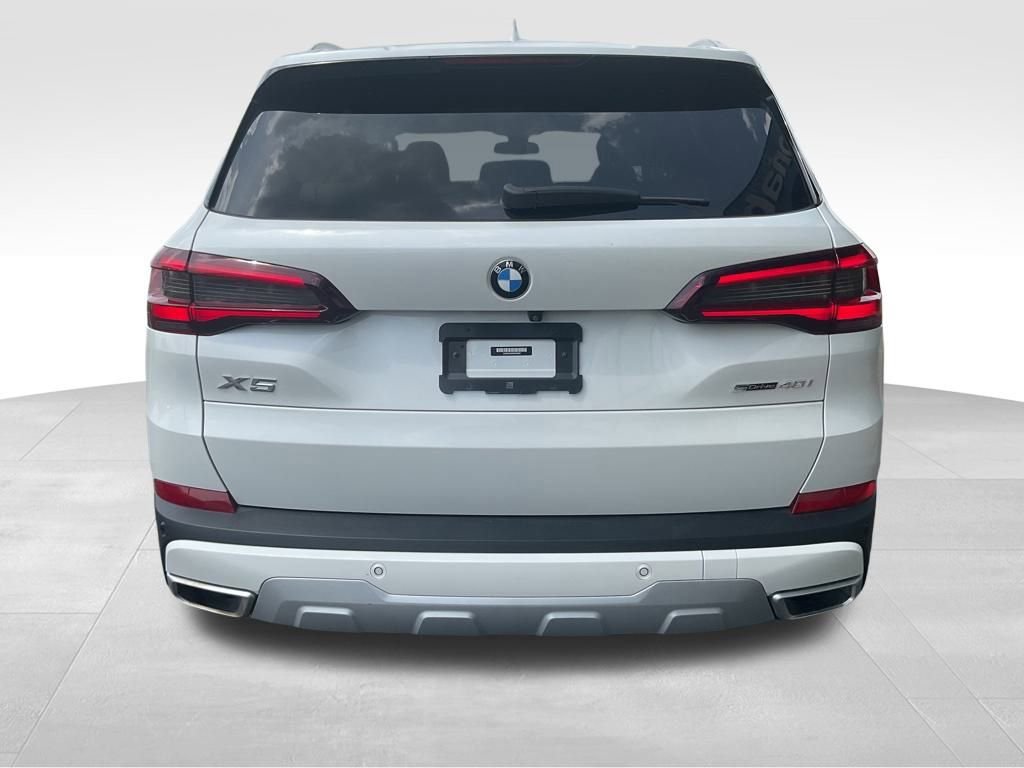 Used 2022 BMW X5 sDrive40i w/ Parking Assistance Package image 9