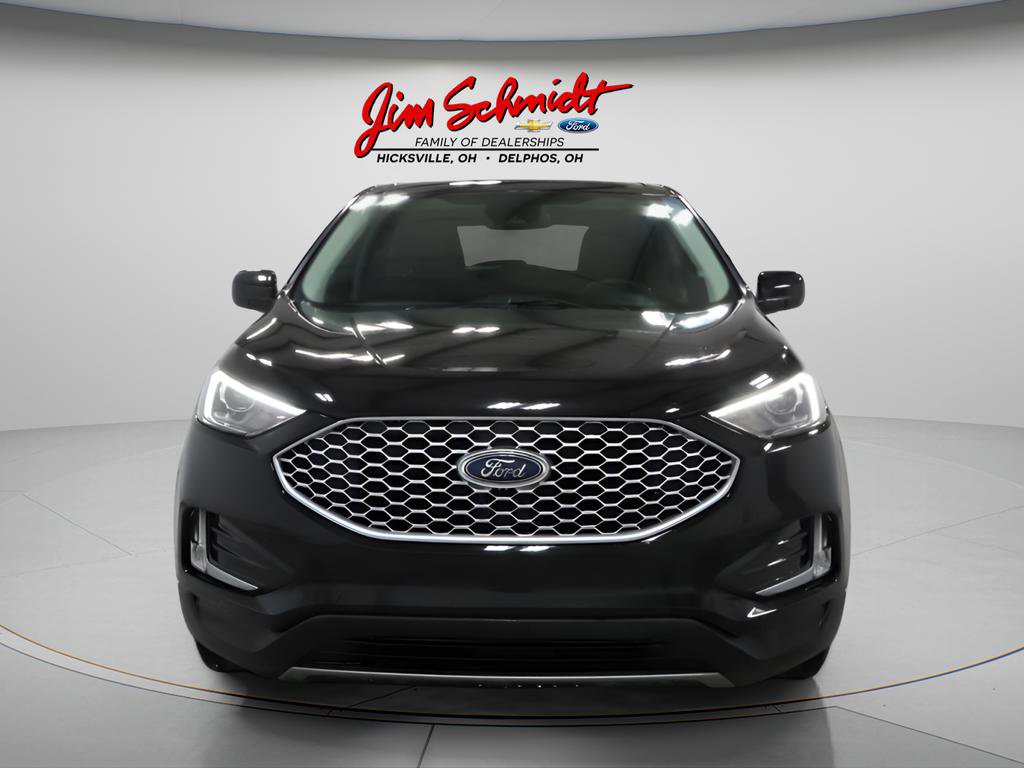 Used 2024 Ford Edge SEL w/ Convenience Package AWD/4WD image 3