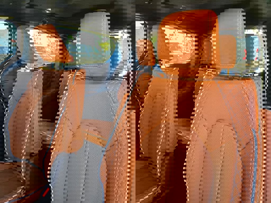 New 2026 Chrysler Pacifica Pinnacle image 9