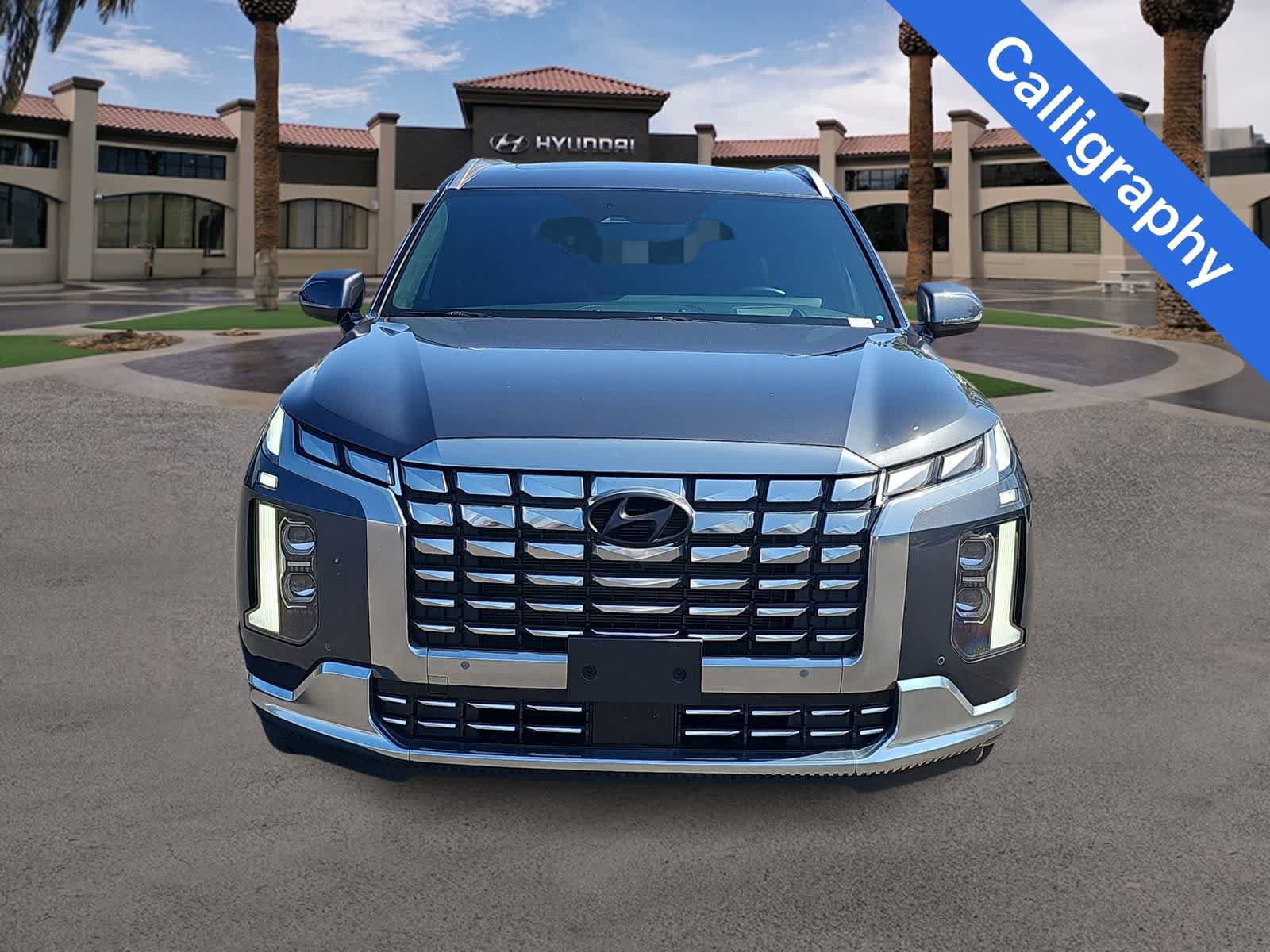 Certified 2024 Hyundai Palisade Calligraphy AWD/4WD image 3